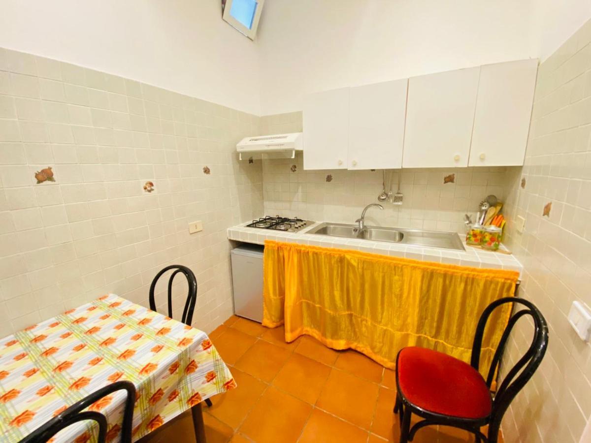 Casa Ninetta - Immobilevante Ponza Exterior photo