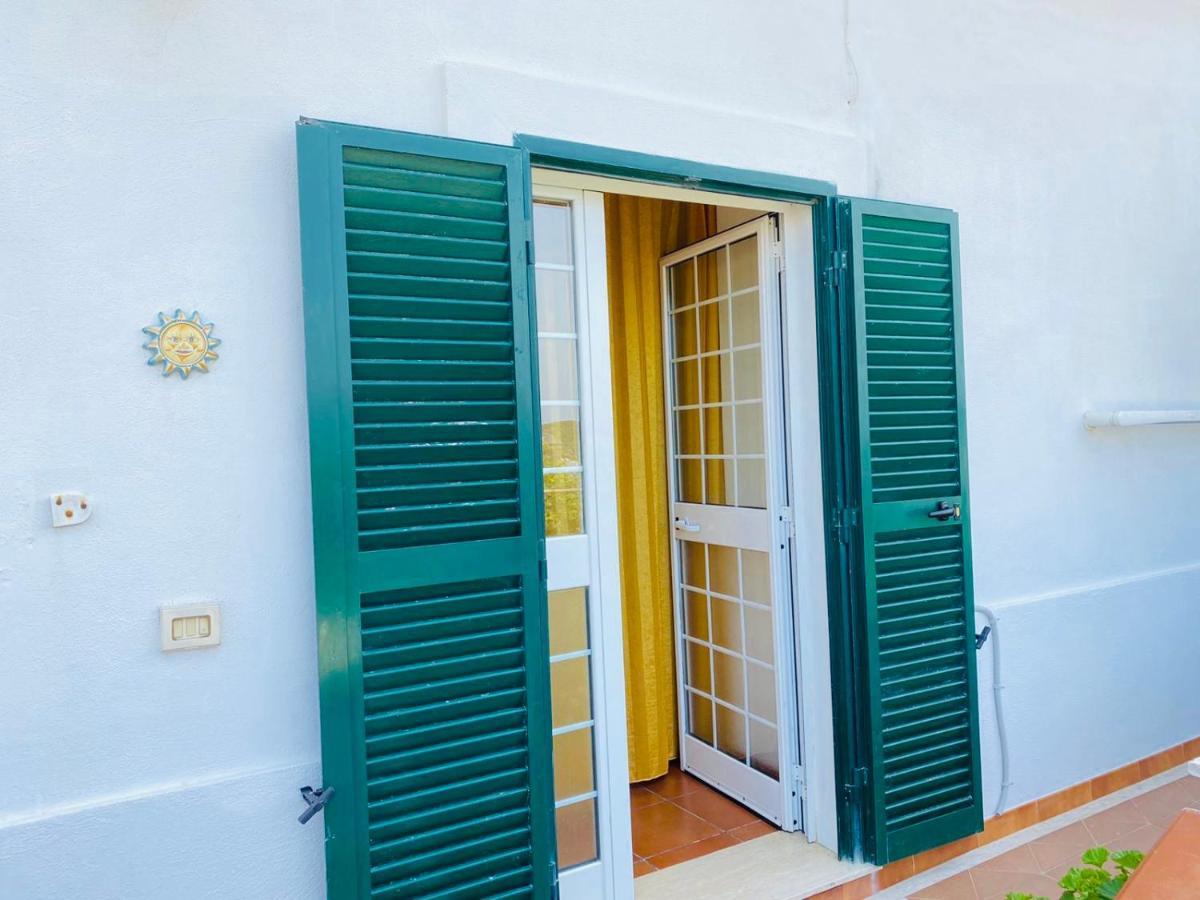 Casa Ninetta - Immobilevante Ponza Exterior photo